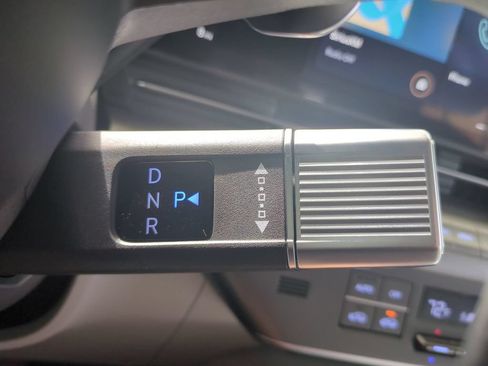 New 2026 Hyundai Kona Limited FWD image 22
