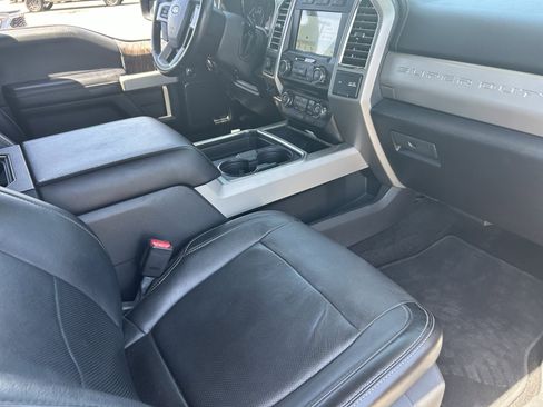 Used 2017 Ford F350 Lariat w/ Lariat Ultimate Package AWD/4WD image 12