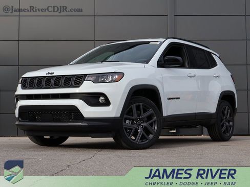 New 2026 Jeep Compass Latitude AWD/4WD image 1
