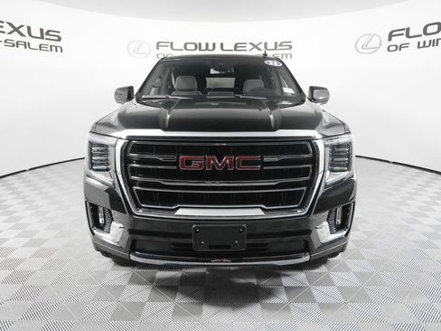 Used 2023 GMC Yukon XL SLT AWD/4WD image 2