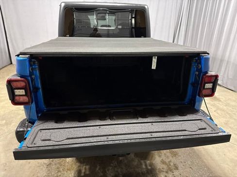 Used 2020 Jeep Gladiator Rubicon AWD/4WD image 35
