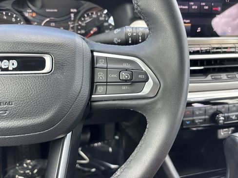 Used 2023 Jeep Compass Limited AWD/4WD image 26