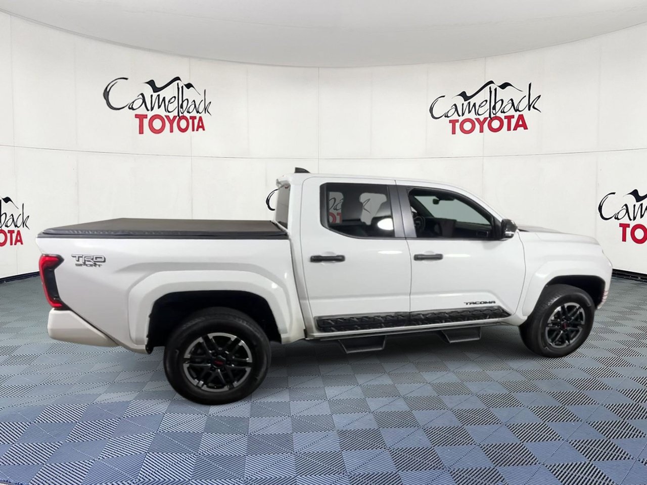 Used 2024 Toyota Tacoma TRD Sport RWD image 3