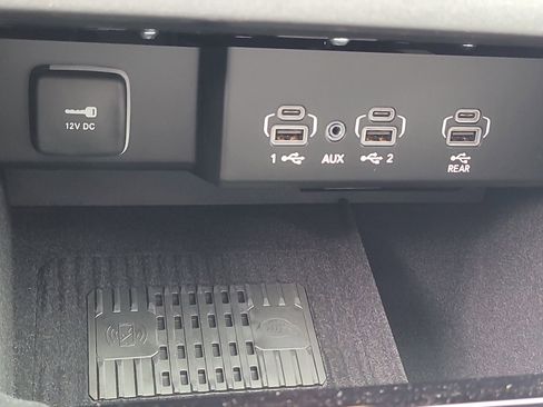 New 2026 Jeep Grand Wagoneer Limited image 28