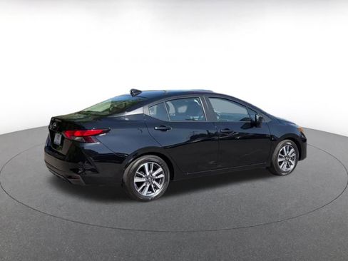 Used 2025 Nissan Versa SV FWD image 15