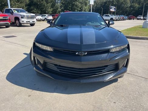 Used 2018 Chevrolet Camaro LT image 9