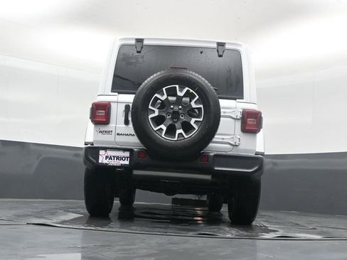 New 2026 Jeep Wrangler Unlimited Sahara AWD/4WD image 39