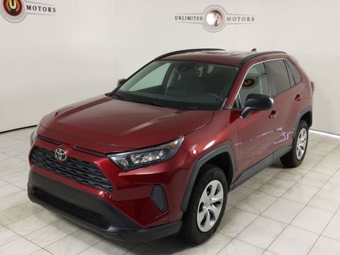 Used 2021 Toyota RAV4 LE FWD image 35