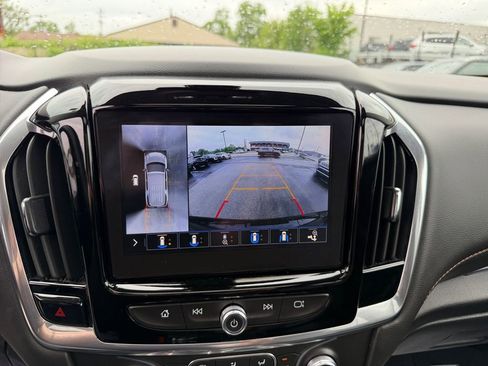 Used 2020 Chevrolet Traverse RS w/ LPO, Floor Liner Package AWD/4WD image 18