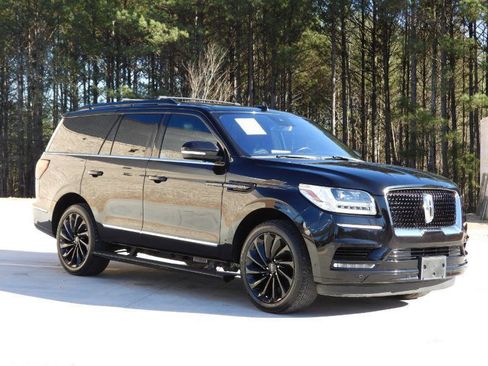 Used 2020 Lincoln Navigator Reserve w/ Equipment Group 208A Reserve image 27
