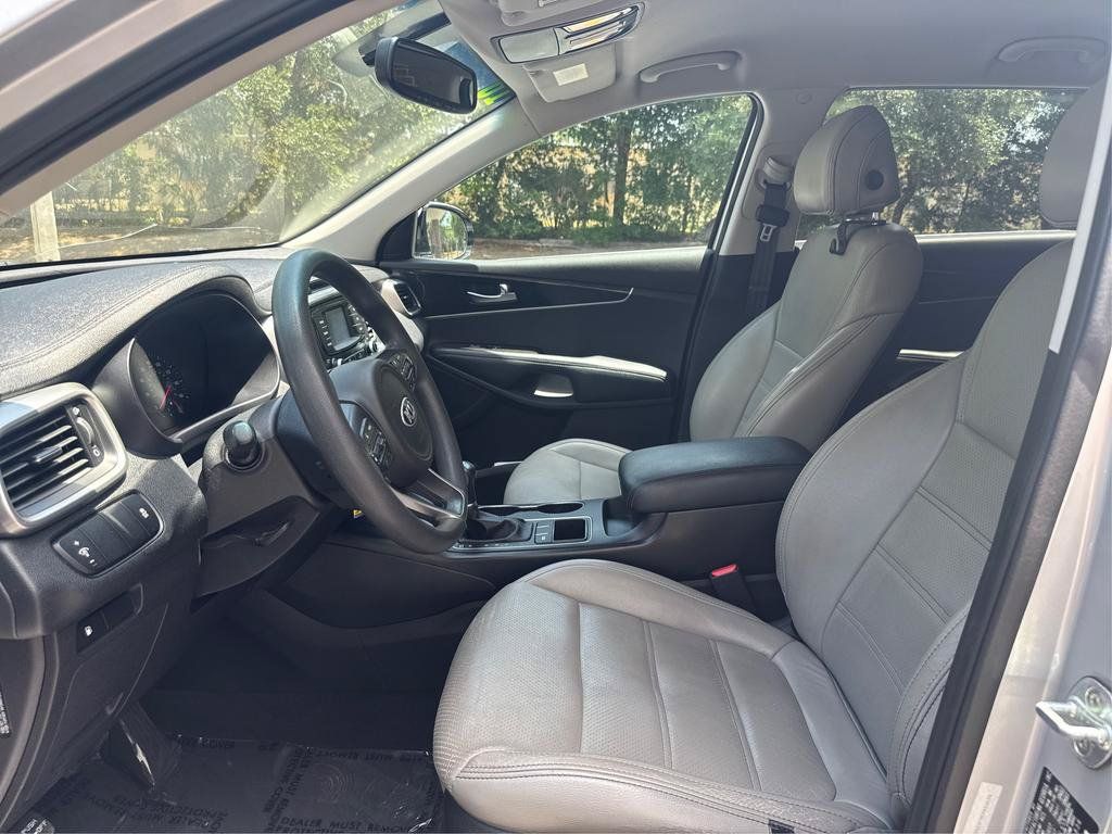 Used 2018 Kia Sorento L FWD image 9