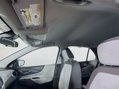 Used 2022 Chevrolet Equinox LS AWD/4WD image 5