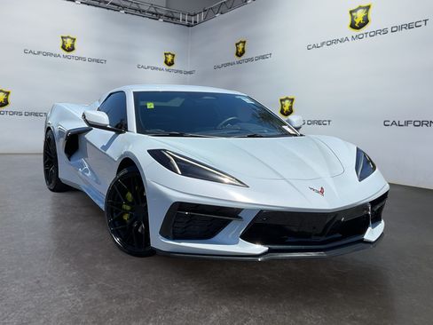 Used 2024 Chevrolet Corvette Stingray Preferred Conv w/ Z51 Performance Package RWD image 3
