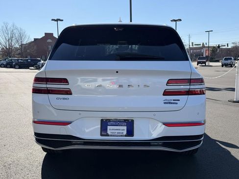 Used 2025 Genesis GV80 3.5T Prestige image 8