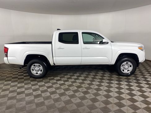 Used 2023 Toyota Tacoma SR image 9