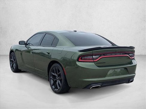 Used 2022 Dodge Charger SXT w/ Blacktop Package RWD image 7