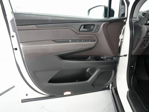 Used 2018 Honda Odyssey EX-L image 45