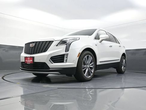 Used 2020 Cadillac XT5 Premium Luxury w/ Platinum Package AWD/4WD image 33