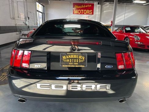Used 2004 Ford Mustang Cobra RWD image 13