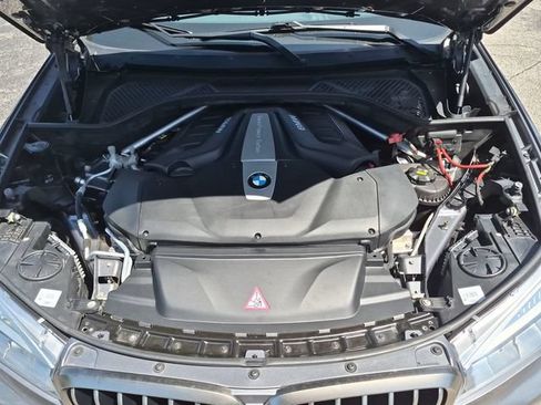 Used 2018 BMW X6 xDrive50i AWD/4WD image 28