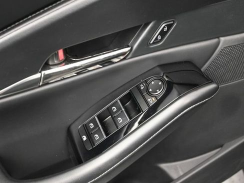 Certified 2023 MAZDA CX-30 AWD 2.5 S w/ Preferred Package image 21