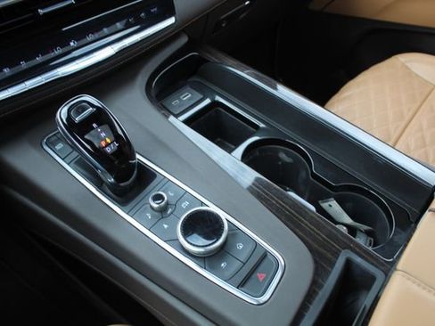 Used 2022 Cadillac Escalade Premium Luxury w/ LPO, Floor Liner Package image 32