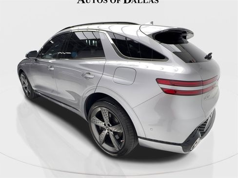 Used 2024 Genesis GV70 3.5T Sport w/ Sport Advanced Package image 10