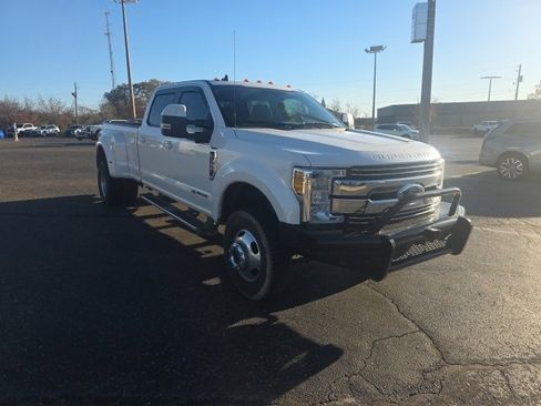 Used 2019 Ford F350 Lariat w/ Lariat Ultimate Package image 1