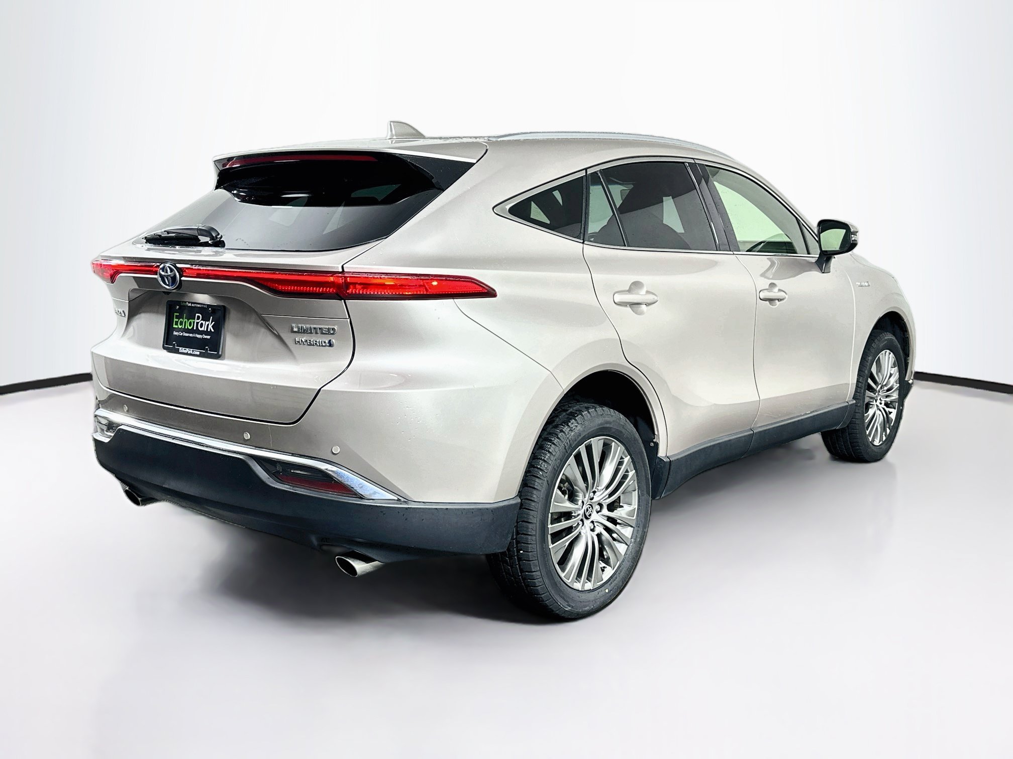 Used 2021 Toyota Venza Limited AWD/4WD image 9