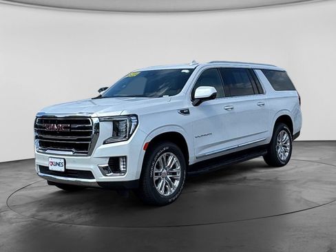 Used 2023 GMC Yukon XL SLT w/ SLT Premium Package AWD/4WD image 5