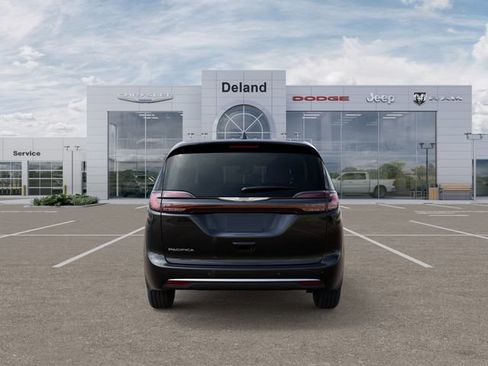 New 2026 Chrysler Pacifica Select FWD image 7