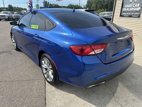 Used 2015 Chrysler 200 S w/ Navigation & Sound Group I FWD image 7