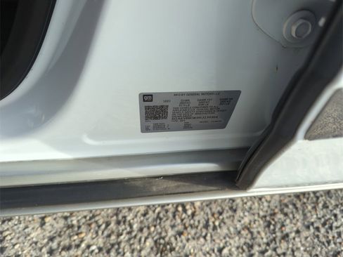 Used 2024 Buick Enclave Premium image 42