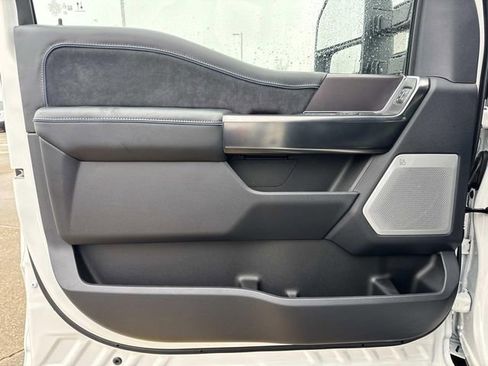New 2026 Ford F250 Platinum w/ FX4 Off-Road Package image 23