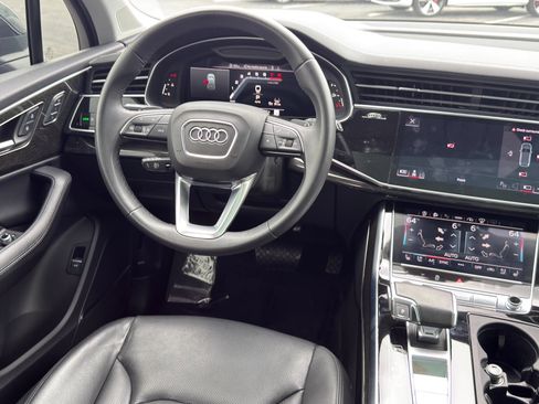 Used 2023 Audi Q7 3.0T Prestige w/ Prestige Package AWD/4WD image 26