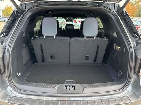 New 2026 Ford Explorer ST-Line w/ Premium Package image 10