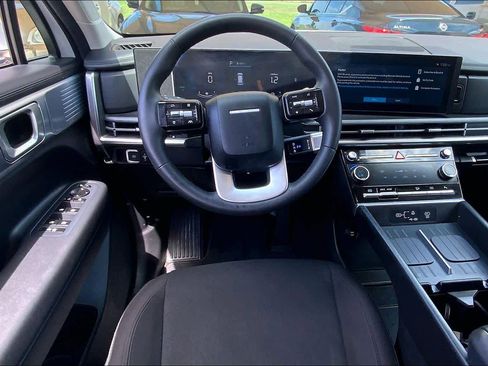 Used 2026 Hyundai Santa Fe SE FWD image 6