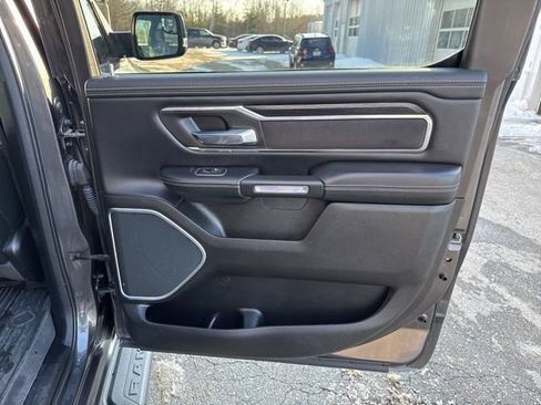 Used 2023 RAM 1500 Laramie AWD/4WD image 19