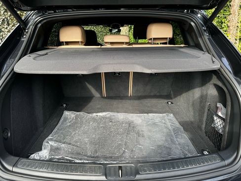 Used 2024 Porsche Macan image 22