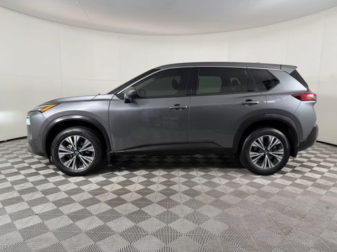 Used 2021 Nissan Rogue SV AWD/4WD image 2