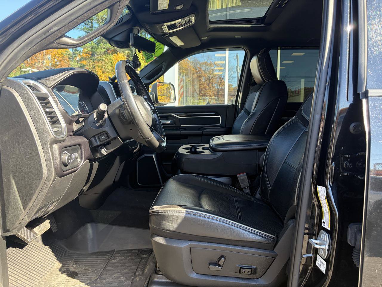 Used 2021 RAM 2500 Laramie AWD/4WD image 23