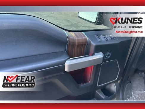 Used 2017 Ford F150 Lariat w/ FX4 Off-Road Package image 20