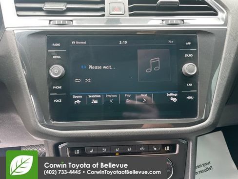Used 2019 Volkswagen Tiguan SE w/ Panoramic Sunroof Package AWD/4WD image 36