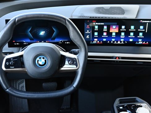 Certified 2025 BMW iX xDrive50 image 12