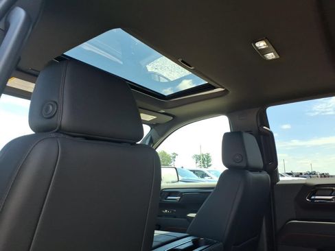 New 2026 GMC Sierra 1500 AT4 w/ AT4 Premium Package AWD/4WD image 16