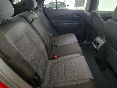 Certified 2024 Chevrolet Equinox LT FWD image 10