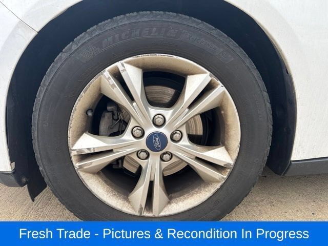 Used 2012 Ford Focus SE FWD image 9