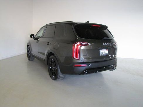 Used 2022 Kia Telluride EX w/ EX Premium Package image 24