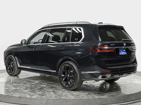 Used 2024 BMW X7 xDrive40i AWD/4WD image 4