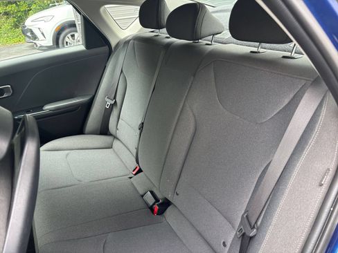 Used 2025 Kia K4 FWD image 29